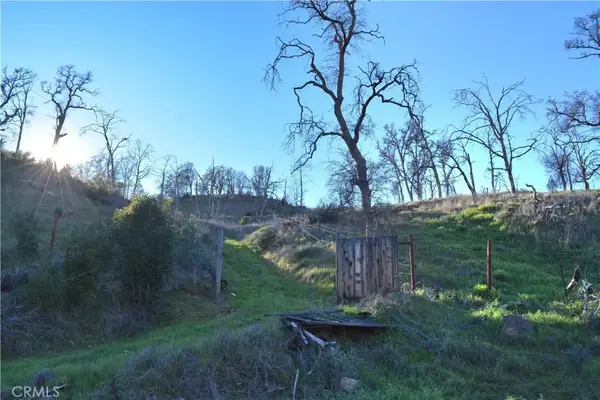 3515 Spring Valley Rd, Clearlake Oaks, CA 95423