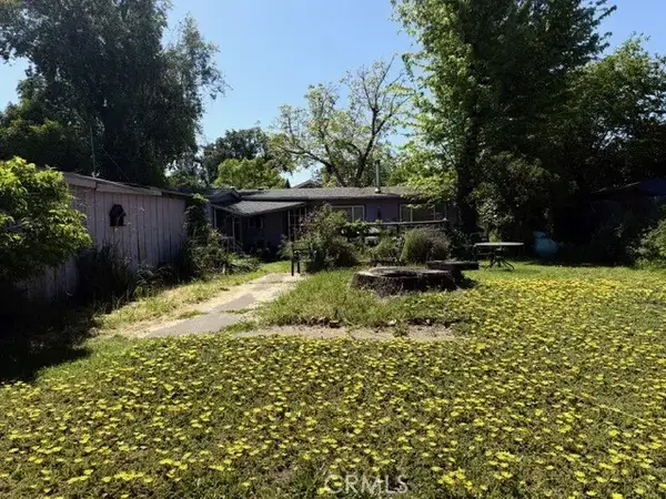 325 Clearlake, Lakeport, CA 95453