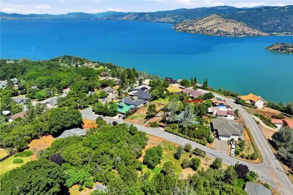 3157 Riviera Heights, Kelseyville, CA 95451
