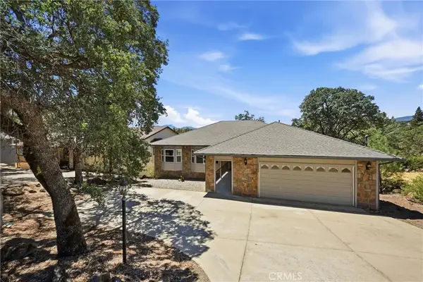 18649 Deer Hill, Hidden Valley Lake, CA 95467