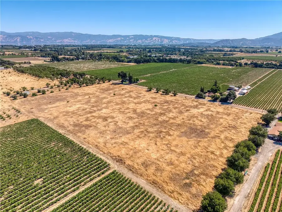 4635 Davis, Lakeport, CA 95453 - #3
