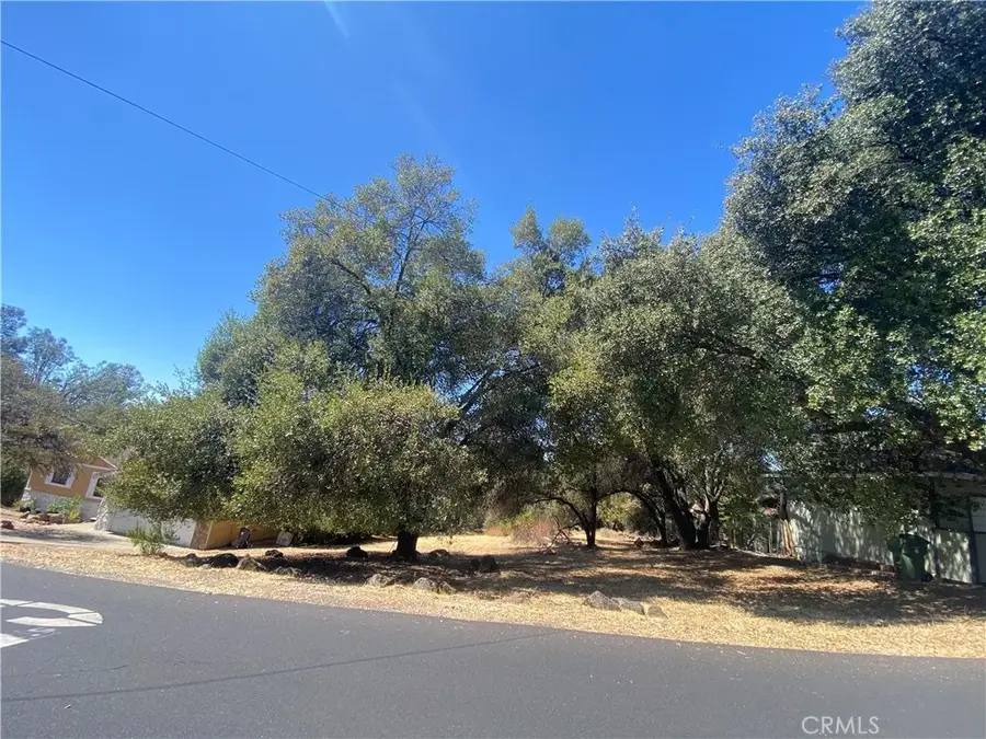 18625 Oak Grove, Hidden Valley Lake, CA 95467 - #2