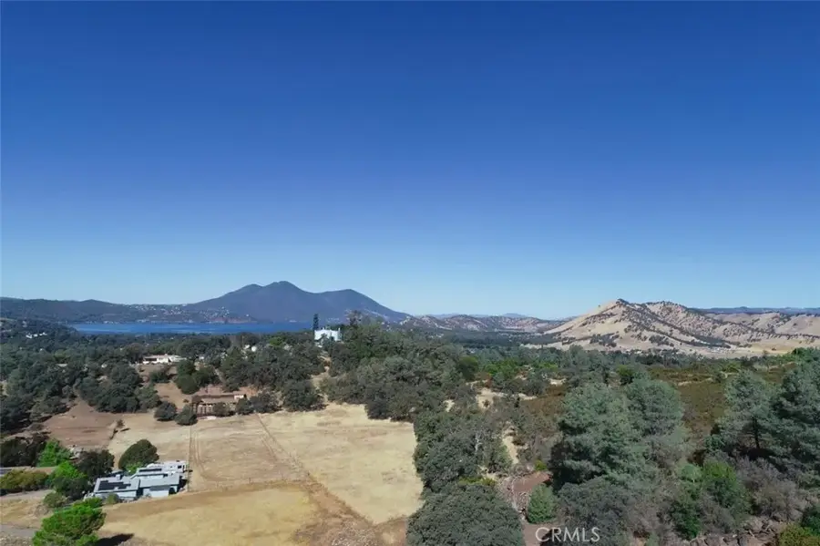 16010 Davis Ave, Clearlake, CA 95422 - #2