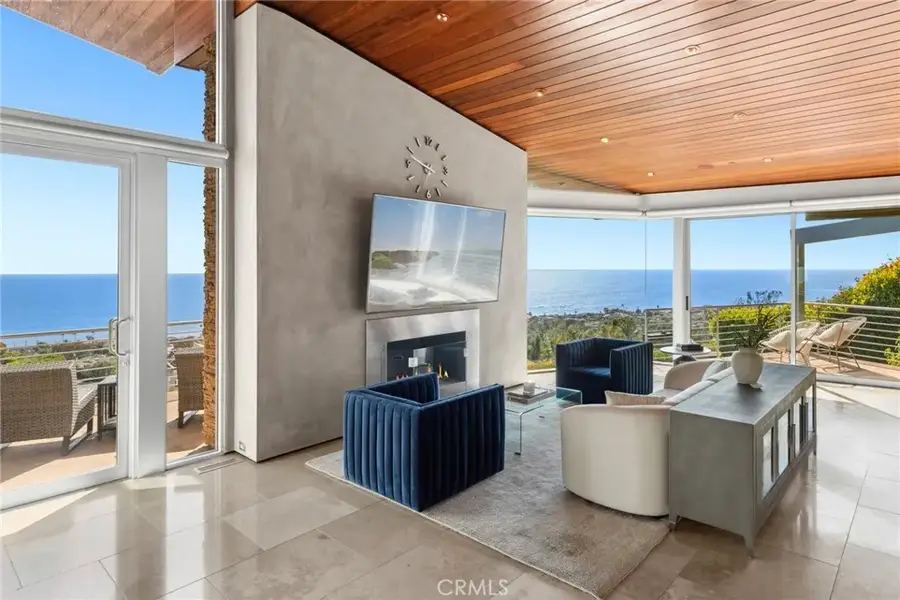 856 Diamond, Laguna Beach, CA 92651 - Image #2