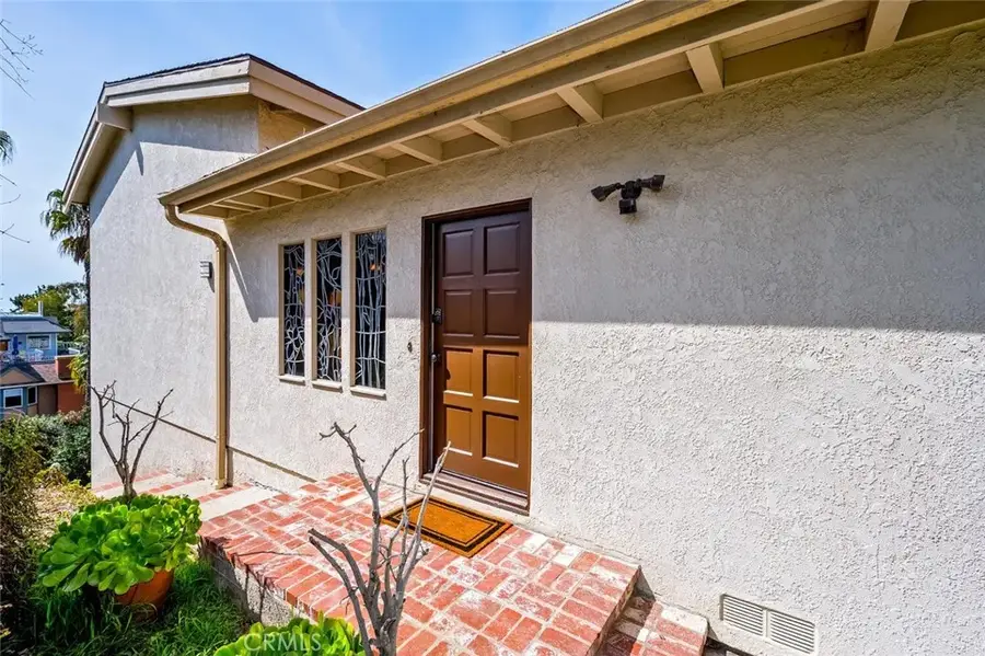 421 Loma Terrace, Laguna Beach, CA 92651 - Image #3