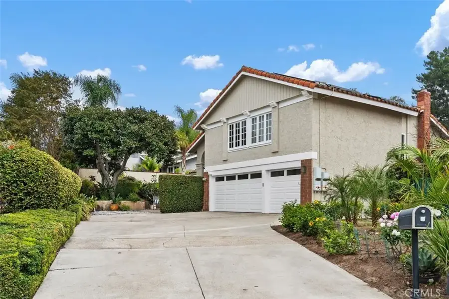21832 Bass Lake, Lake Forest, CA 92630 - Image #2