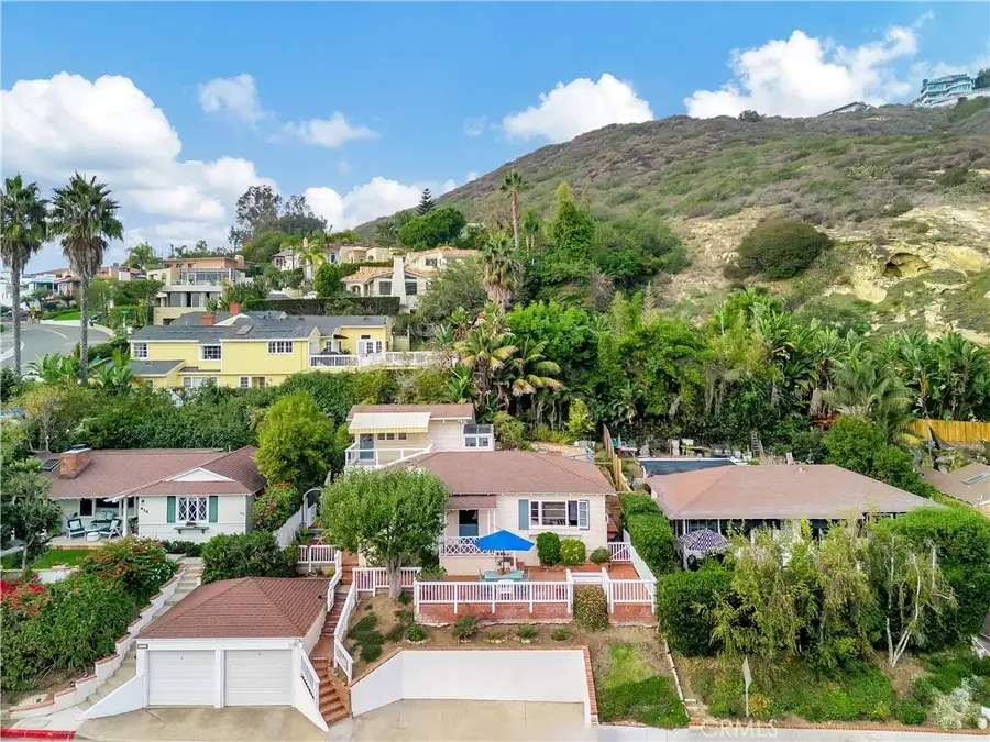 924 Park Avenue, Laguna Beach, CA 92651 - Image #2