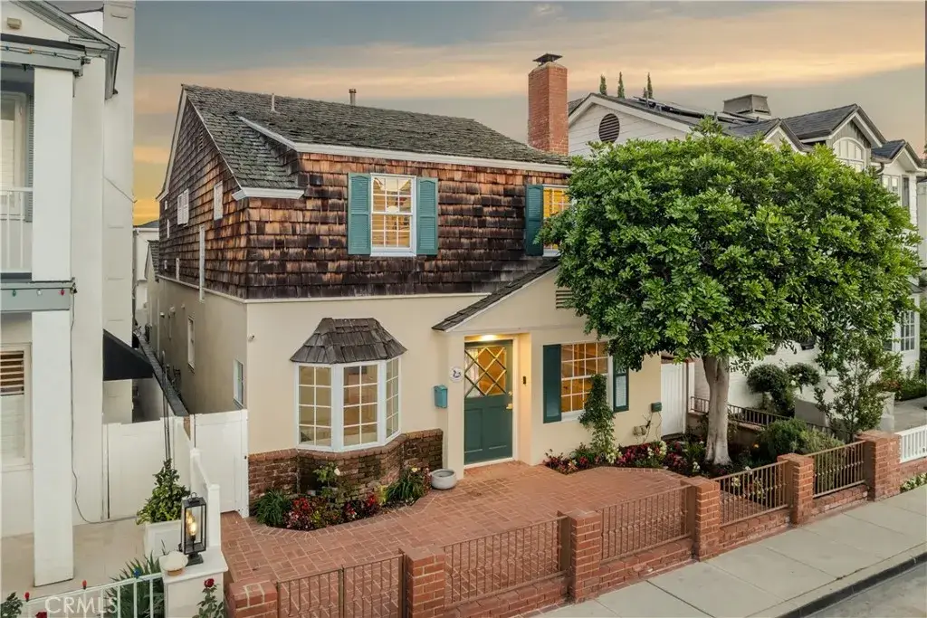 220 Apolena Avenue, Newport Beach, CA 92662 - Image #1