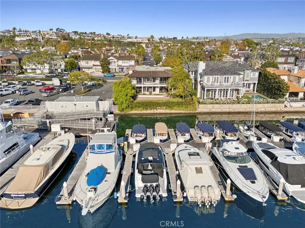 2572 Bayshore, Newport Beach, CA 92663 - Image #1