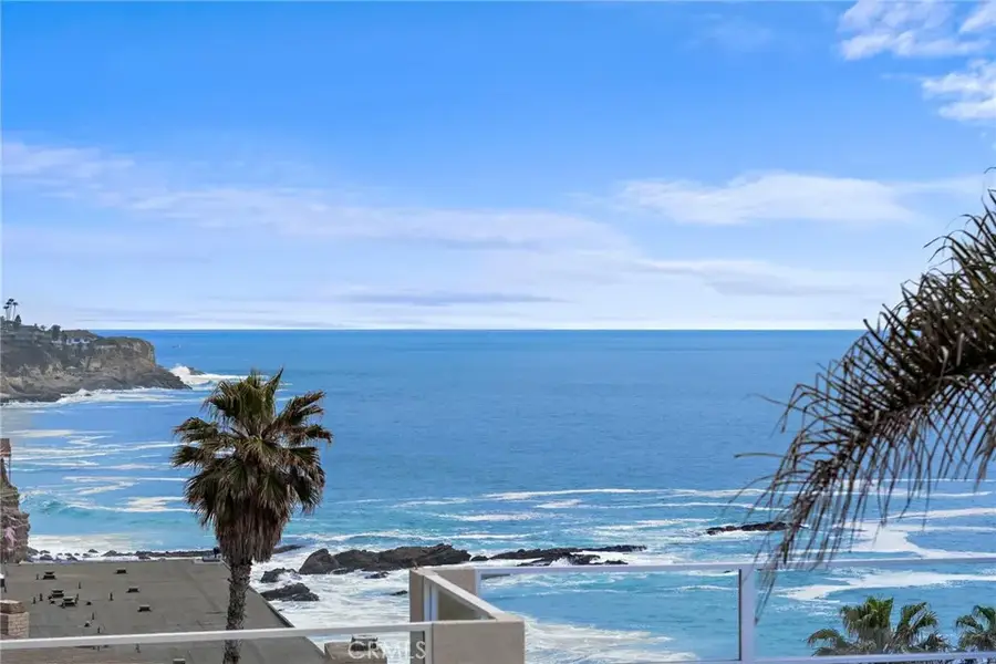 31678 Seacliff Drive, Laguna Beach, CA 92651 - Image #2