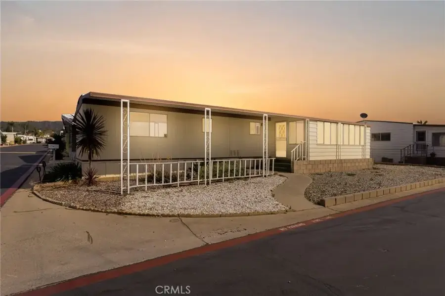 975 California #12, Calimesa, CA 92320 - #2