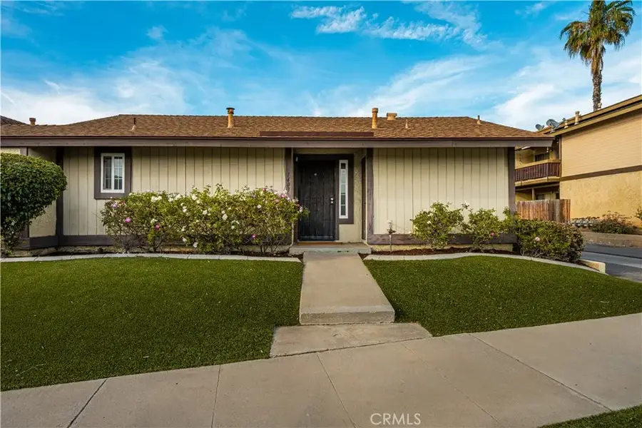 1403 E Sail Ave, Orange, CA 92865 - #2