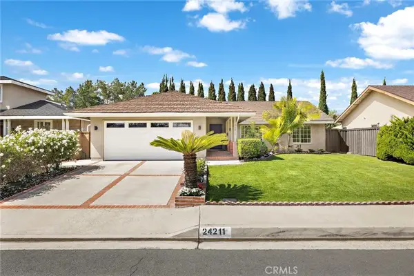 24211 Barquero Drive, Mission Viejo, CA 92691