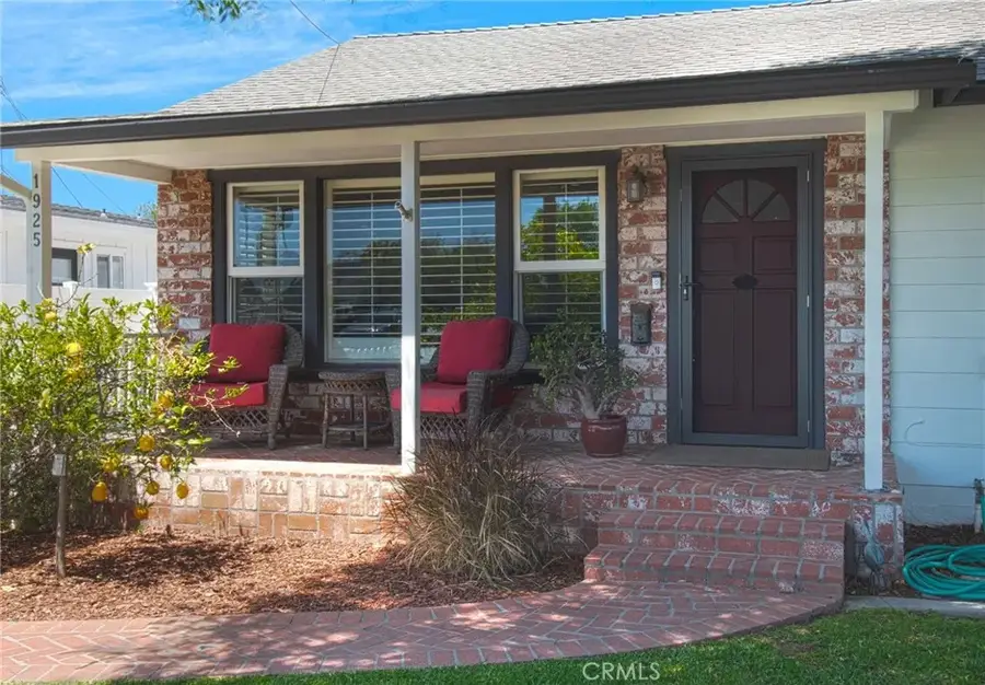 1925 Fullerton Avenue, Costa Mesa, CA 92627 - #3
