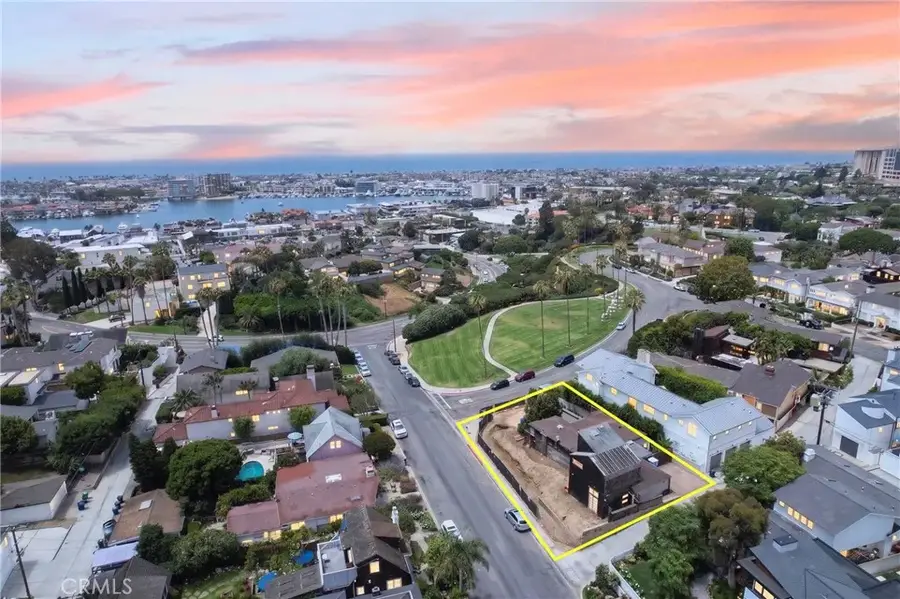 2700 Cliff, Newport Beach, CA 92663 - #2