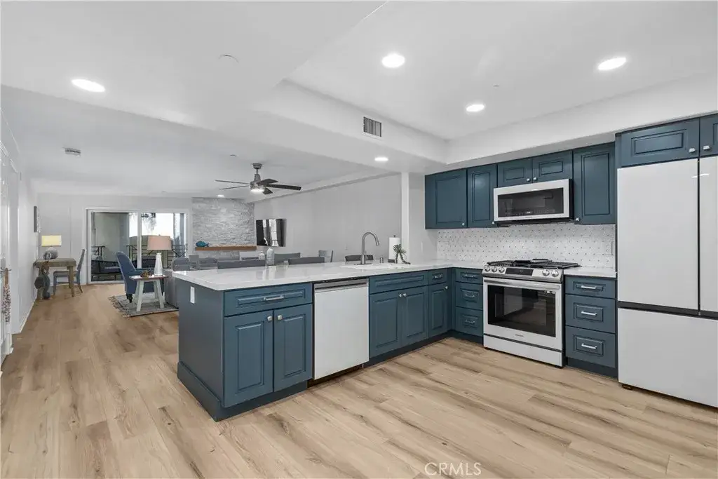 200 Pacific Coast Highway #M50, Huntington Beach, CA 92648 - #1