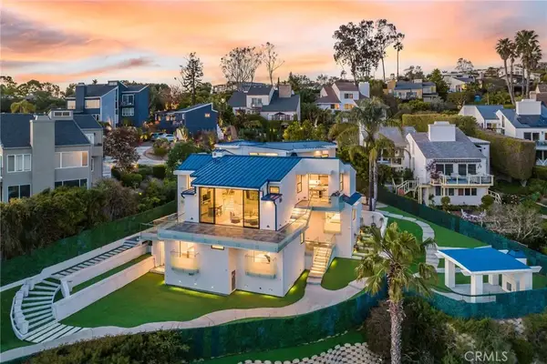 2135 Hillview Drive, Laguna Beach, CA 92651