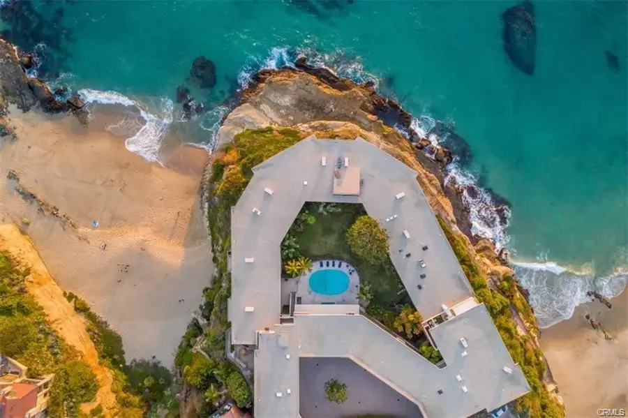 31561 Table Rock Drive #202, Laguna Beach, CA 92651 - #2