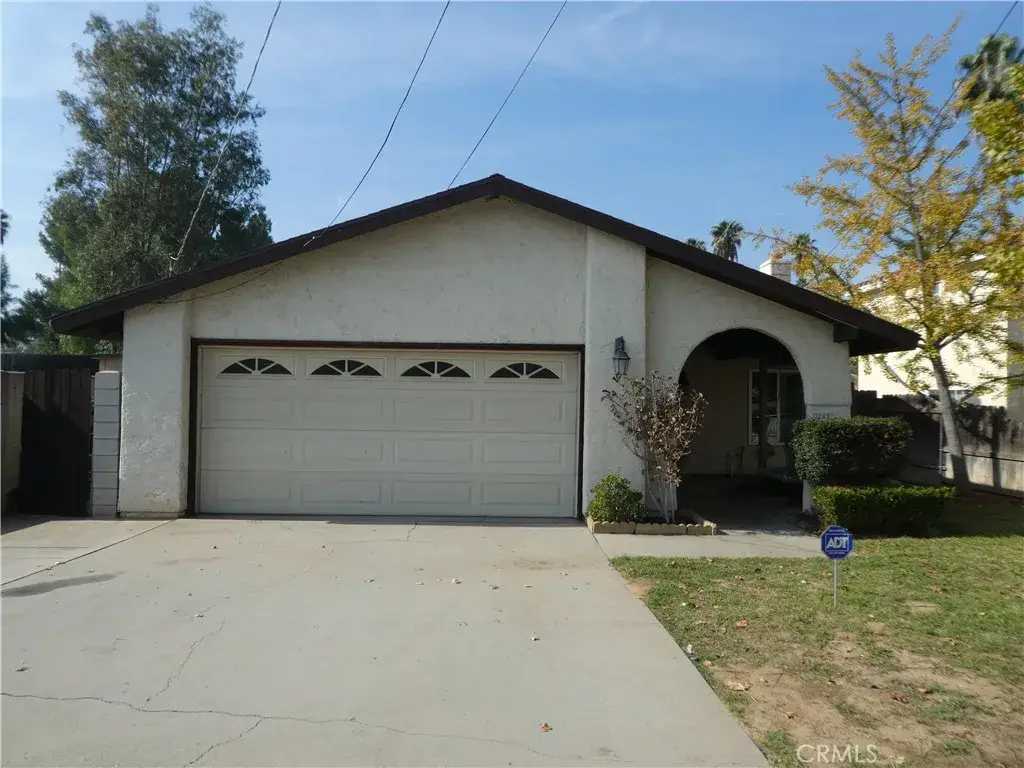 3842 Ridge Road, Riverside, CA 92501 - Image #1