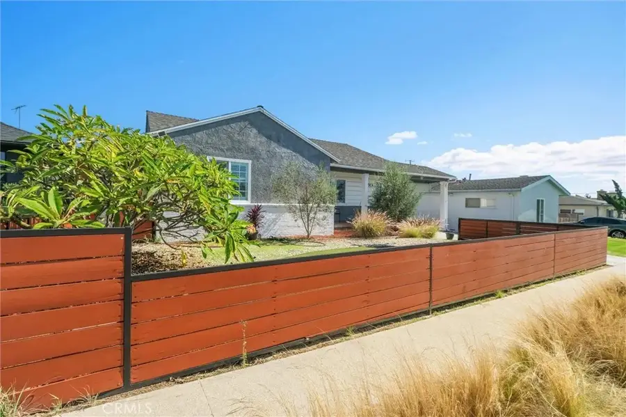 6104 S La Cienega, Ladera Heights, CA 90056 - Image #2