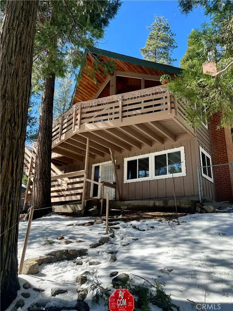 855 Bergschrund Drive, Crestline, CA 92325 - #1