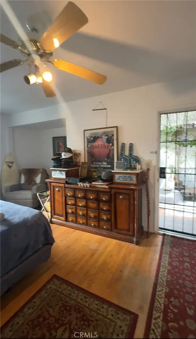 25 E Plymouth, Long Beach, CA 90805 - #2
