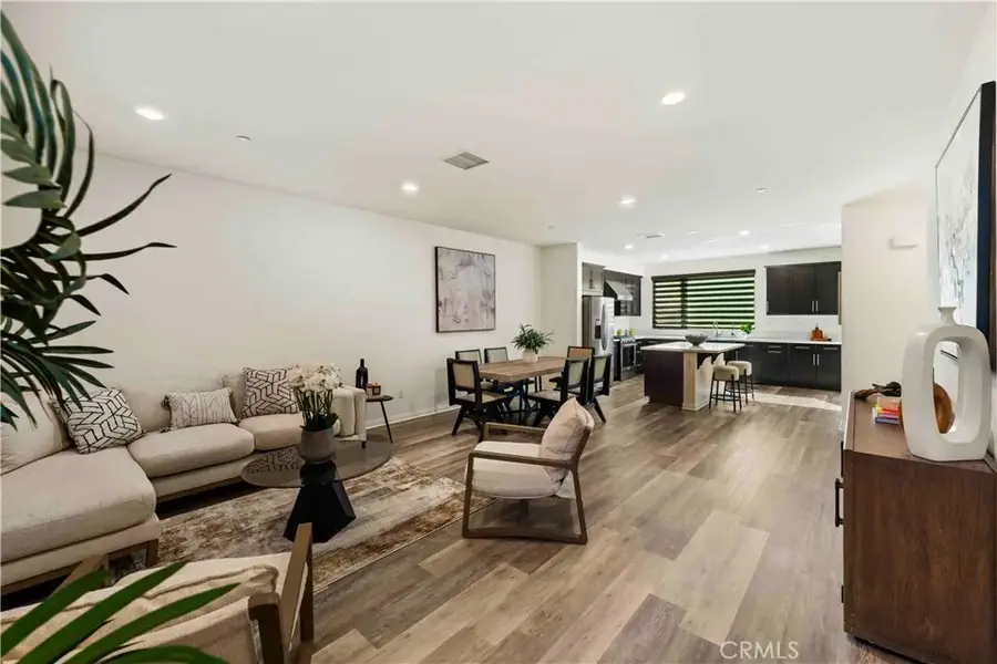 10618 Paramount, Downey, CA 90241 - #2