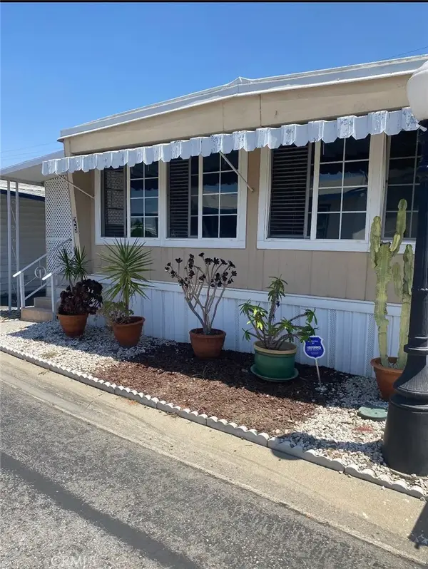 10001 W Frontage Rd, South Gate, CA 90280