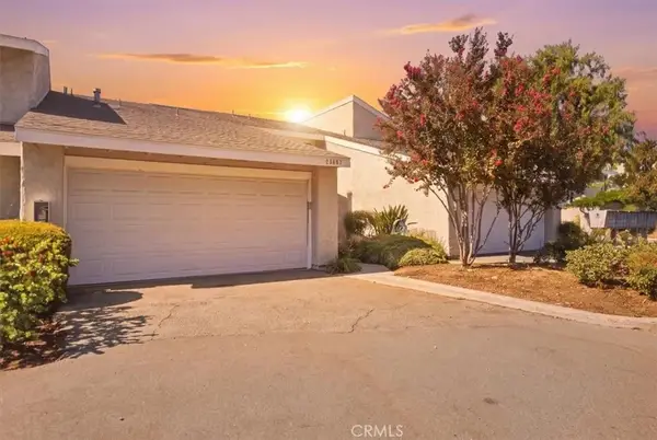 23207 Kimmore, Valencia, CA 91355