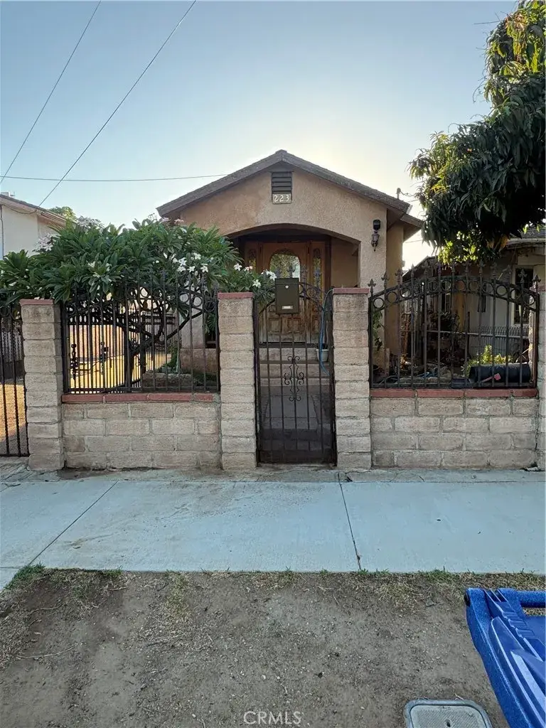 223 S Kern, Los Angeles, CA 90022 - #1