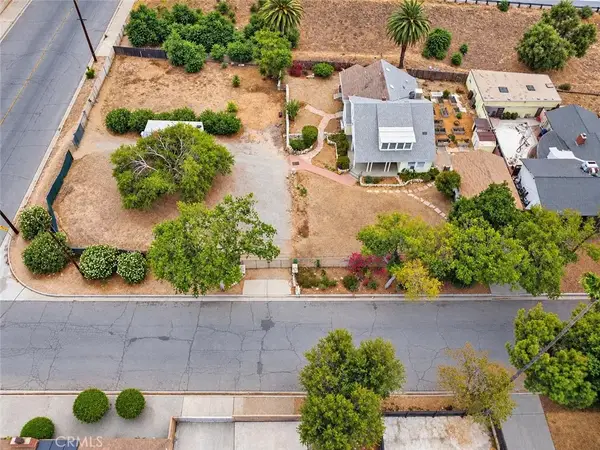 2950 N Golden Avenue, San Bernardino, CA 92404