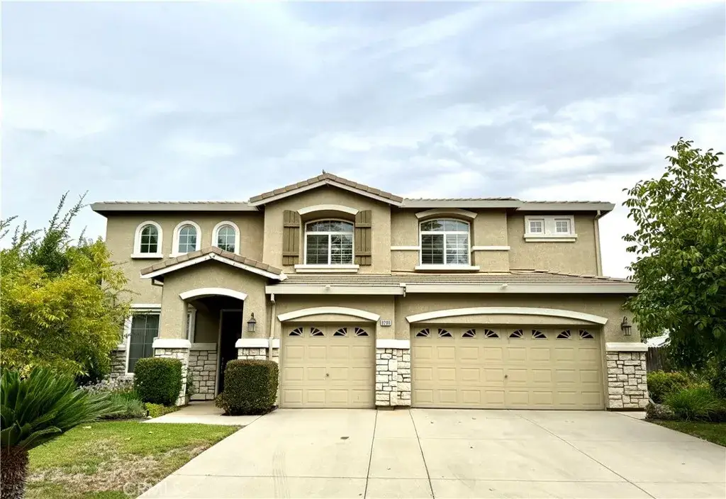 9200 Hunters Creek Way, Chowchilla, CA 93610 - Image #1