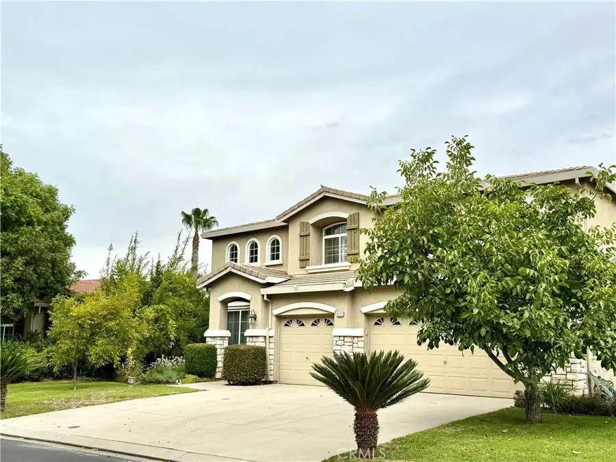 9200 Hunters Creek Way, Chowchilla, CA 93610 - Image #2