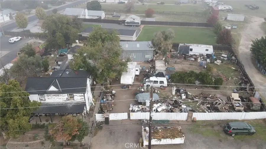 2306 W F, Oakdale, CA 95361 - Image #2