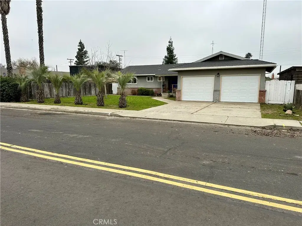 1231 7th, Livingston, CA 95334 - Image #1