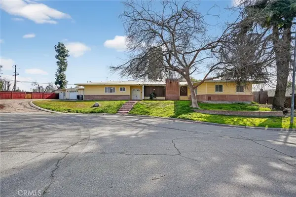 1733 Crestmont, Bakersfield, CA 93306
