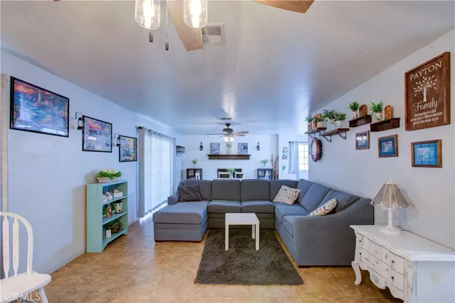 1561 Riechel, Atwater, CA 95301 - #3