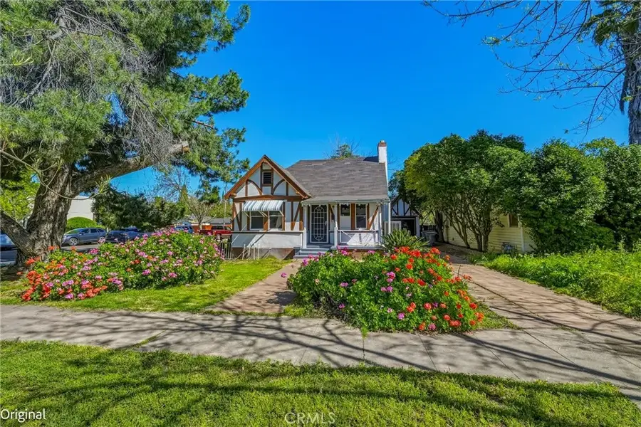 261 W 26th, Merced, CA 95340 - #2