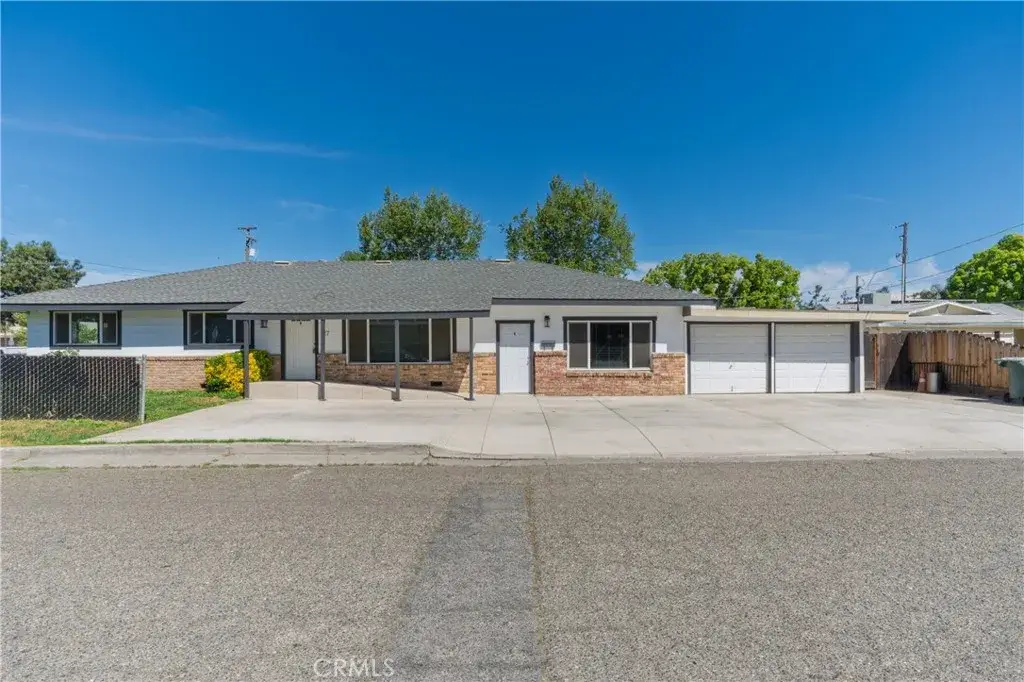 27 Emerald Drive, Merced, CA 95340 - #1