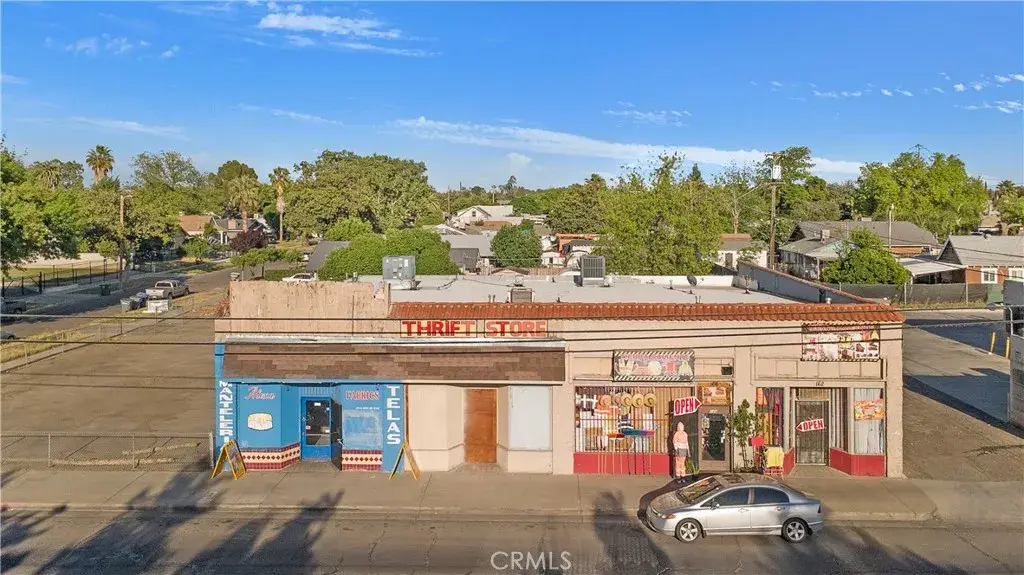 162 N Maple Ave, Fresno, CA 93702 - #1