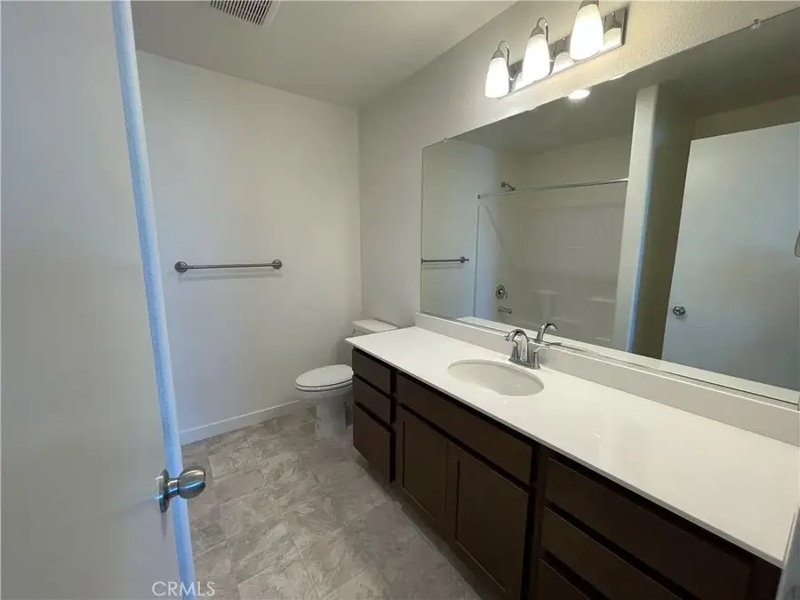732 Stone Ridge East Avenue, Merced, CA 95341 - #2