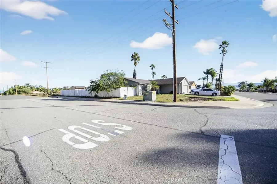 498 Serrana, Perris, CA 92570 - #2