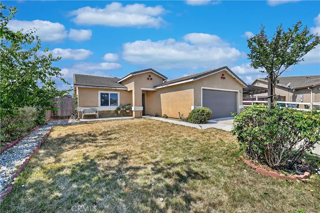 557 Camellia Drive, Chowchilla, CA 93610 - #1