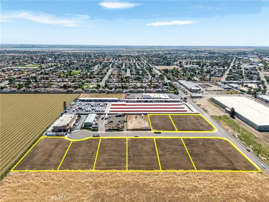263 Commerce, Los Banos, CA 93635 - #2