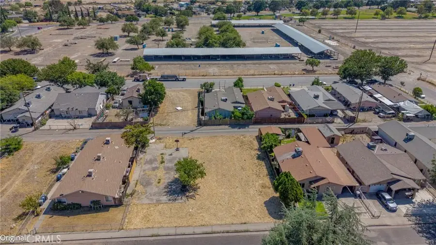 230 E 10th, Merced, CA 95341 - #3