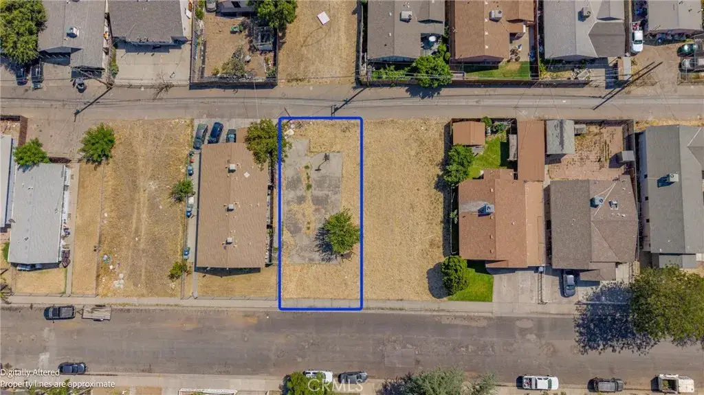 240 E 10th, Merced, CA 95341 - #1