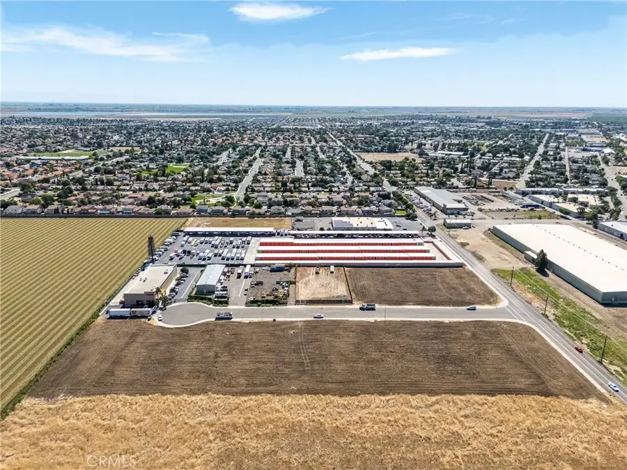 227 Commerce, Los Banos, CA 93635 - #3