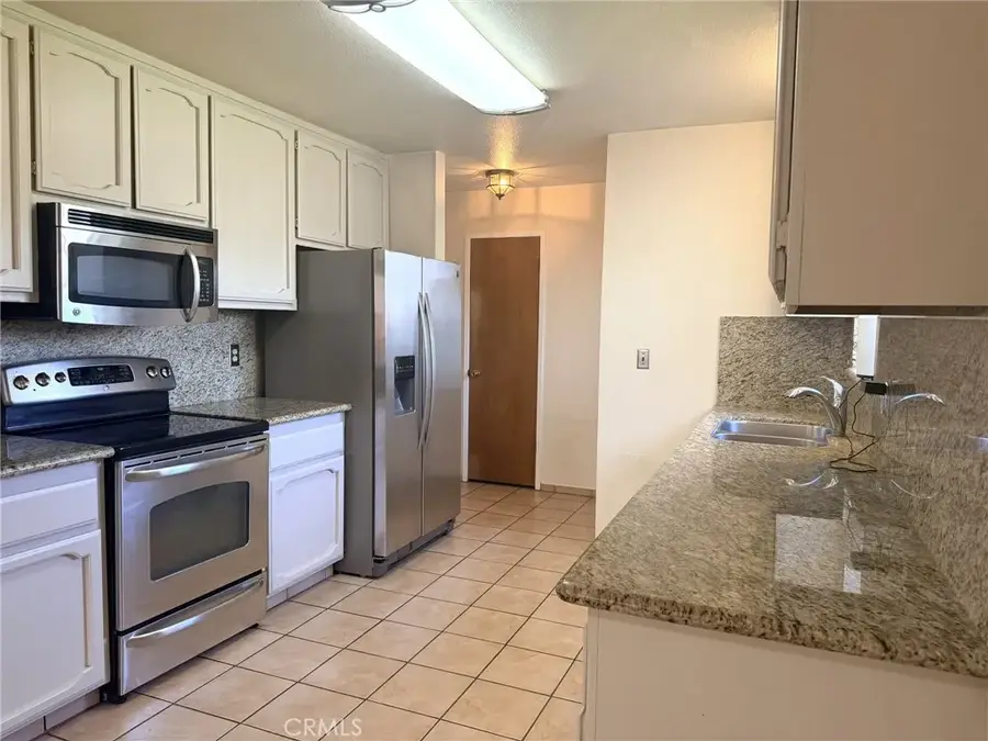 33 E Wallis, Gustine, CA 95322 - #3
