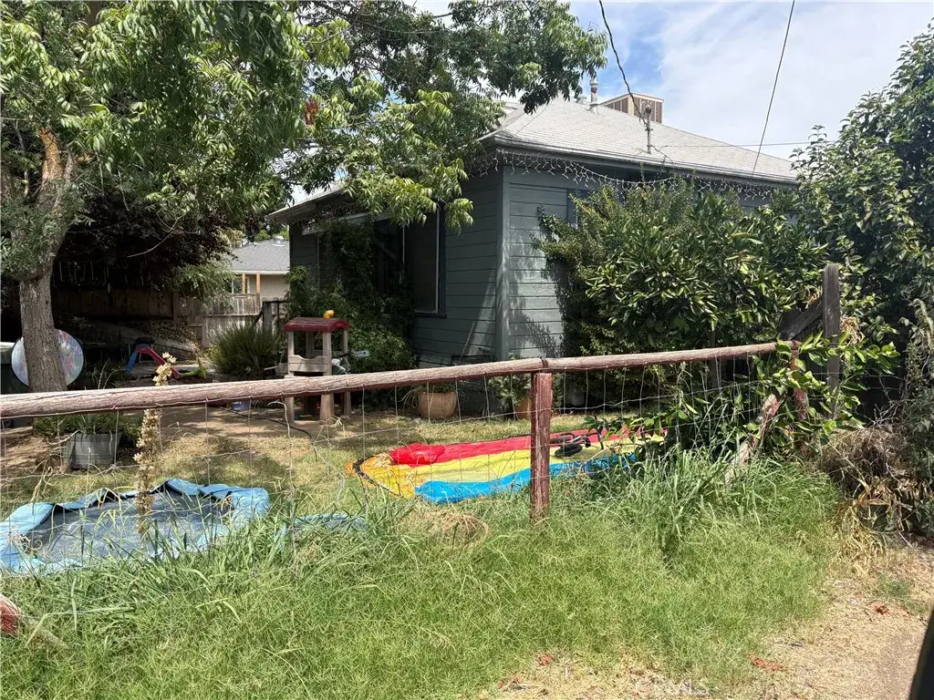 2332 Q, Merced, CA 95340 - #1