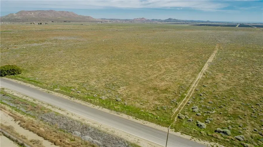 0 Dinkey, Rosamond, CA 93560 - #3